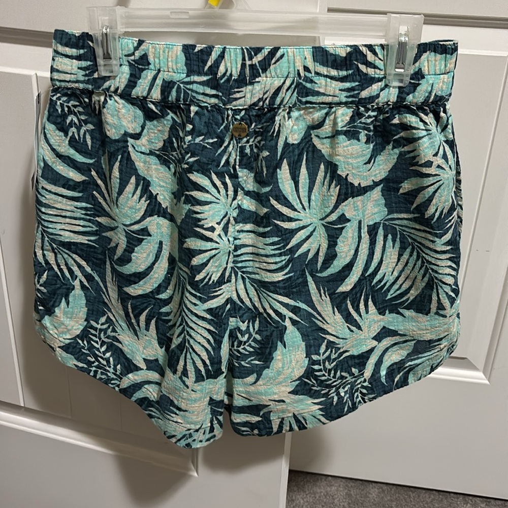 NWT Rip Curl shorts - Picture 2 of 5